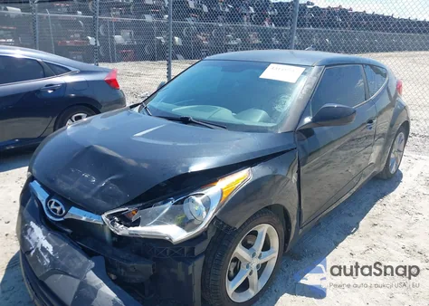 2016 Hyundai Veloster z USA, uszkodzony, nr VIN KMHTC6AD2GU284934